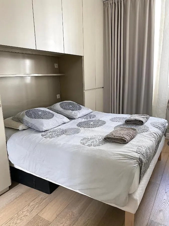Renovated 1Br Next To The Eiffel Tower פריז